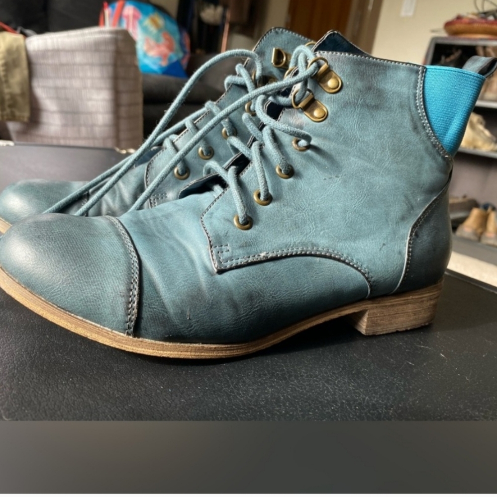 Blue Lace Up boots sz 8.5 - Picture 4 of 7
